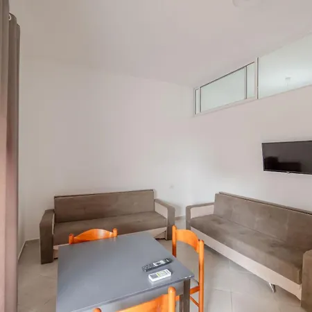 Apartment La Stina *