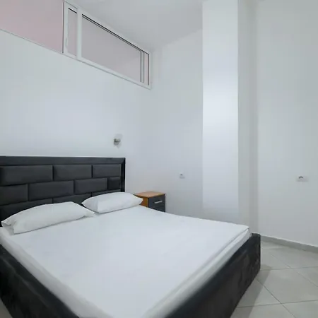 La Stina Saranda